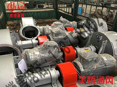 發(fā)往天津的火化爐尾氣風機、冷卻風機裝車發(fā)貨中